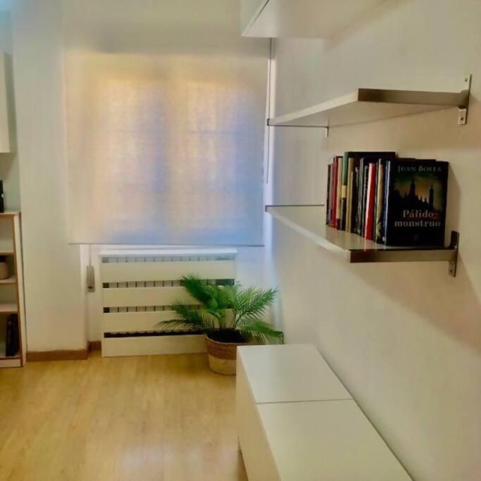 Apartamento Nuevo Con Piscina A 2 Minutos Estacion Tren Ave Zaragoza Exterior foto