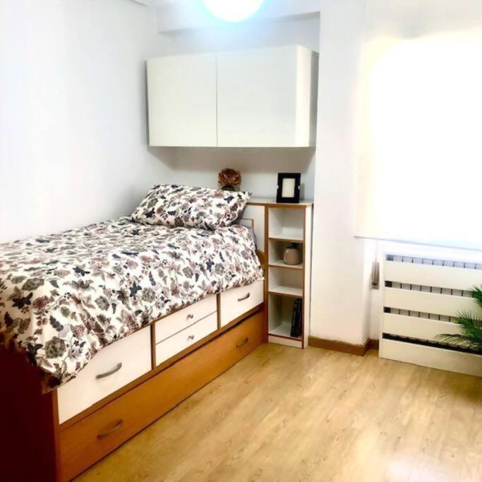 Apartamento Nuevo Con Piscina A 2 Minutos Estacion Tren Ave Zaragoza Exterior foto